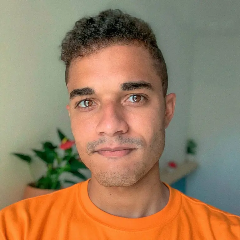 Pedro Castiel - Desenvolvedor Web e Especialista em Sites para Clínicas